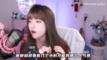 ag九游会亚洲真人第一品牌周淑怡自曝爸爸很开明 爱看自己跳擦边舞:在我爸面前擦玻璃都没事