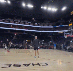 九游会j9官网真人游戏第一品牌没打上NBA的二球，成了美国第一Rapper？