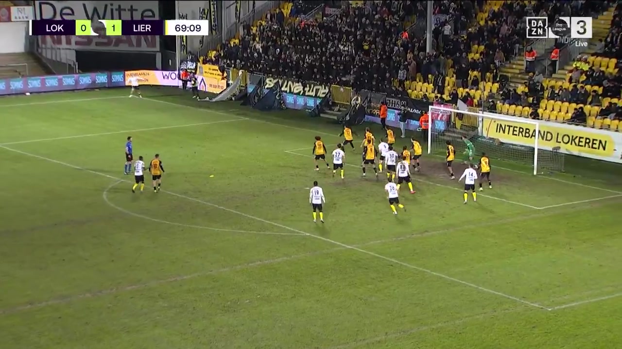 九游会j9官网真人游戏第一品牌降级打击🤯36岁纳因戈兰比乙角球直接破门 加盟3天首秀替补救主