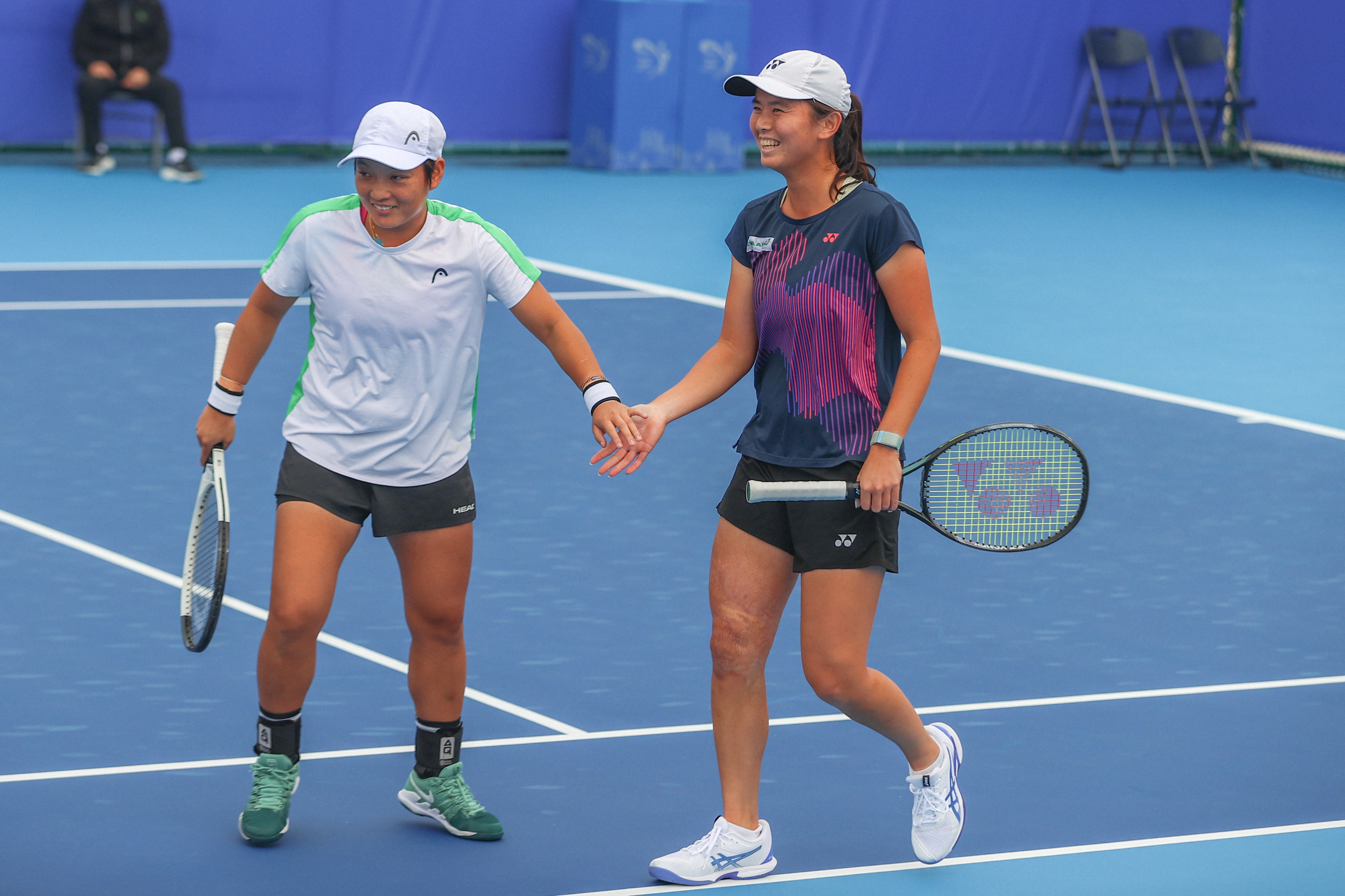 j9九游真人游戏第一平台WTA1000多哈站双打:蒋欣玗/吴芳娴2-1淘汰谢淑薇组合进八强