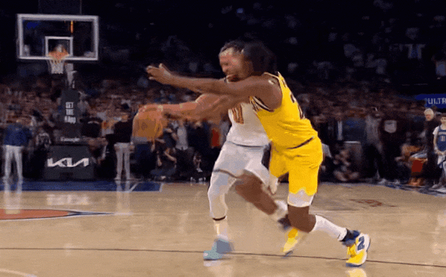 ag九游会亚洲真人第一品牌步行者2比0尼克斯：铁手抓不住流水微风